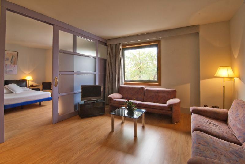 Hotel Domo Vilafranca del Penedès Eksteriør billede