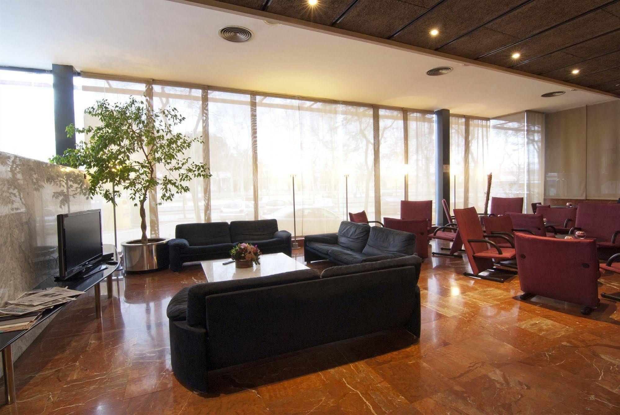 Hotel Domo Vilafranca del Penedès Eksteriør billede